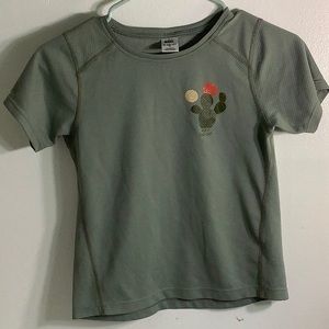 Girls REI short sleeve shirt